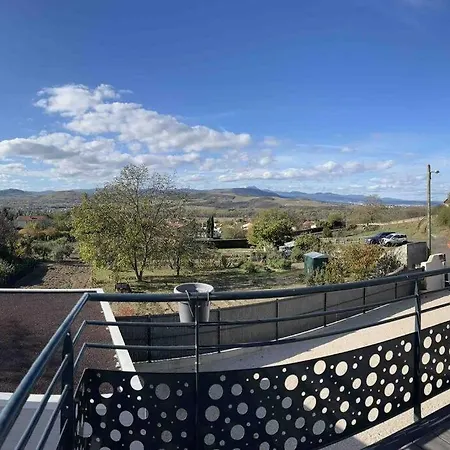 Saint Au Coeur De L Auvergne Villa Mirefleurs