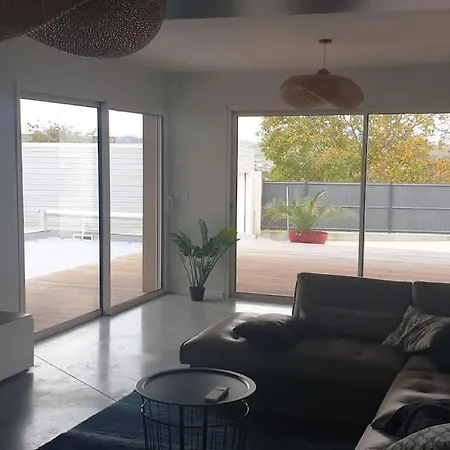 Saint Au Coeur De L Auvergne *